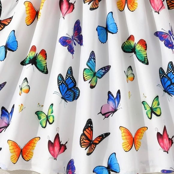 Girls Butterfly Print Puff Sleeve Dress - Picture 4 of 4